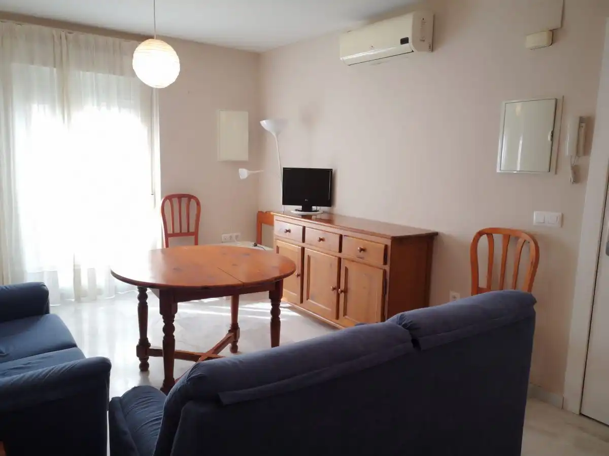 Wohnzimmer von Wohnungen zur Miete in Jaén mit Klimaanlage, Heizung und Abstellraum