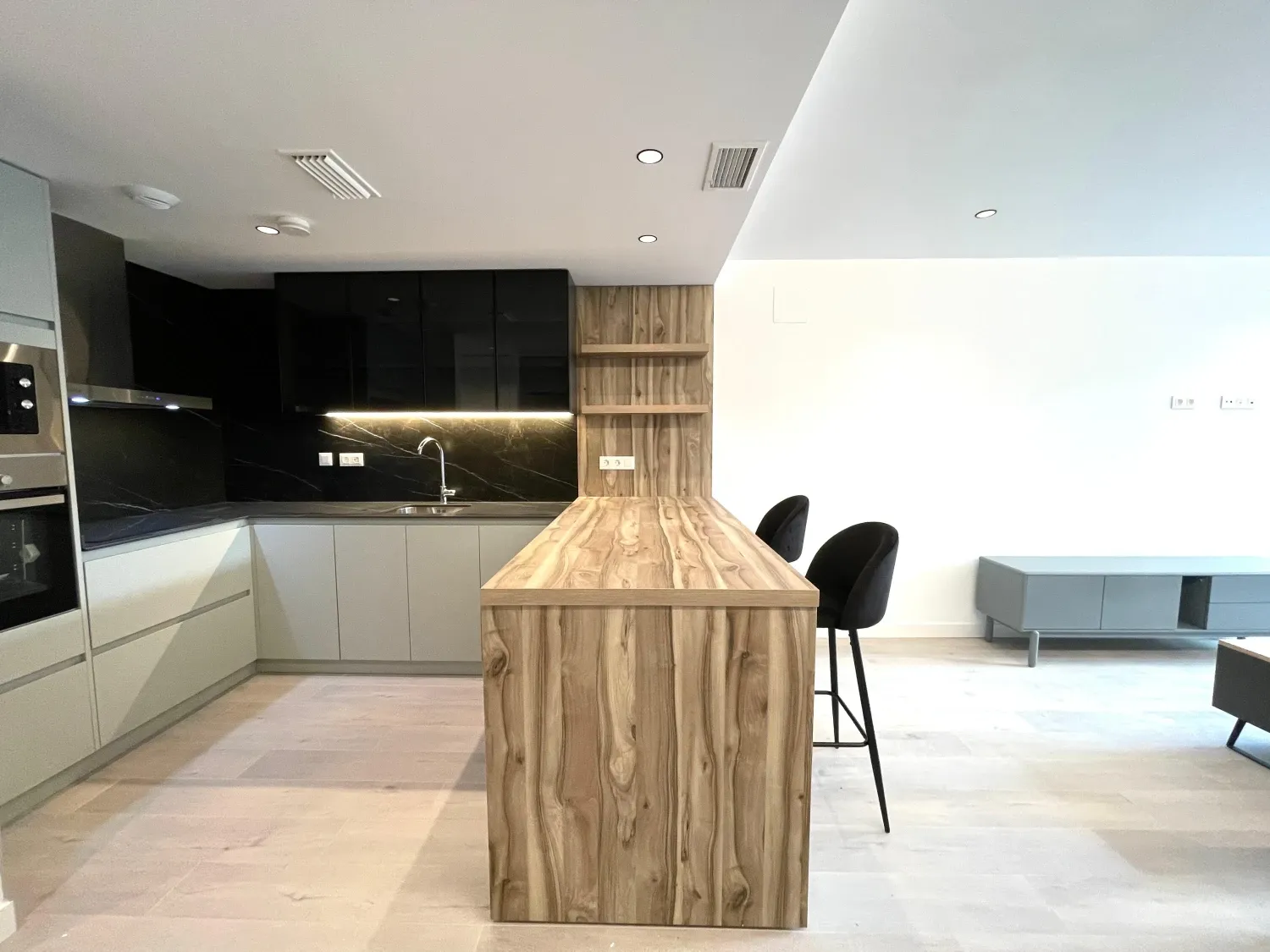 Kitchen of Apartment to rent in  Murcia Capital  with Air Conditioner, Heating and Furnished