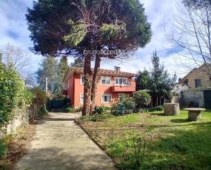 Exterior view of House or chalet for sale in Santiago de Compostela   with Heating, Terrace and Oven