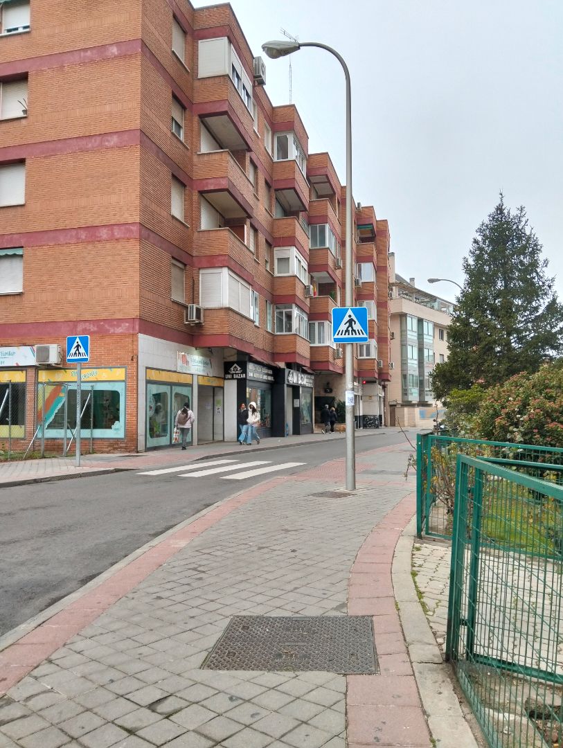 Pis en venda a Calle de la Isla de Oza, Ciudad Universitaria