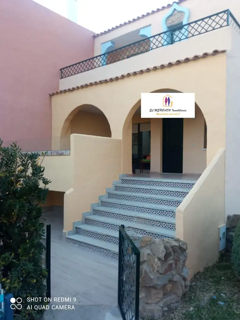 Houses for sale in Zahara de los Atunes  with Private garden, Terrace and Furnished