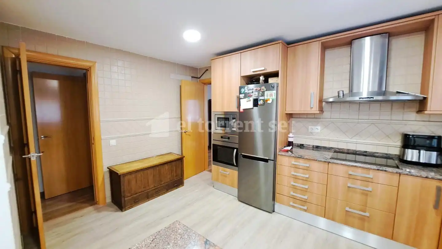Cocina de Casa o chalet en venta en Argentona con Aire acondicionado, Calefacción y Jardín privado