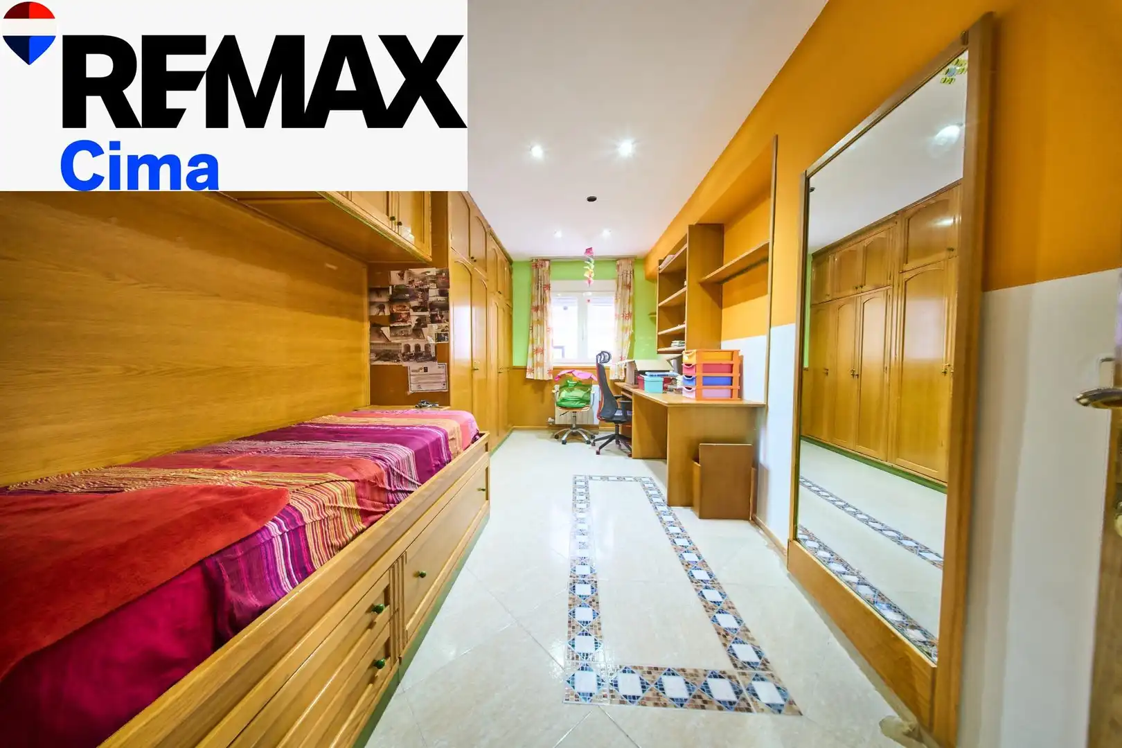 Habitación de Piso en venta en Baza, Granada