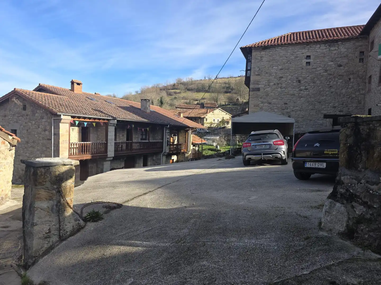 Vista exterior de Casa o chalet en venta en Tudanca con Amueblado y Balcón