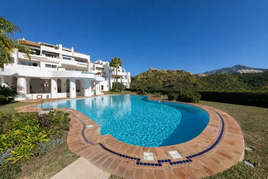 Apartamento con piscina en venta en La Quinta, imagen 12
