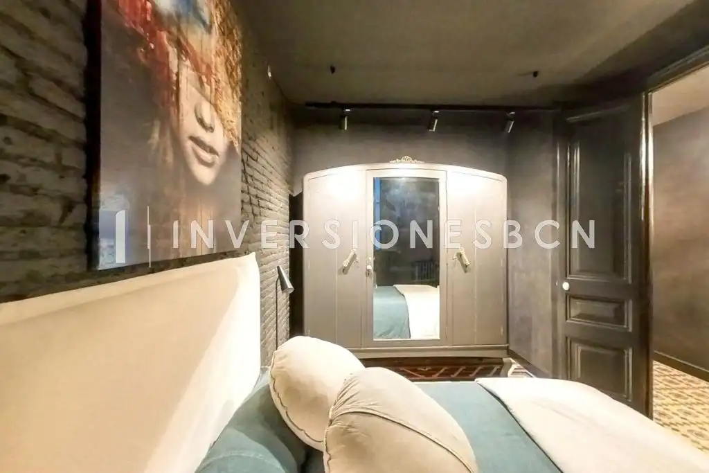 Flat for rent in Calle TRAFALGAR, Sant Pere, Sta. Caterina i la Ribera