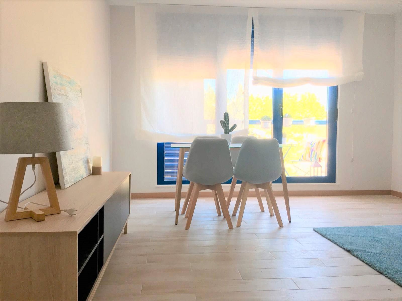 Dining room of Flat for sale in Salamanca Capital  with Heating, Private garden and Parquet flooring