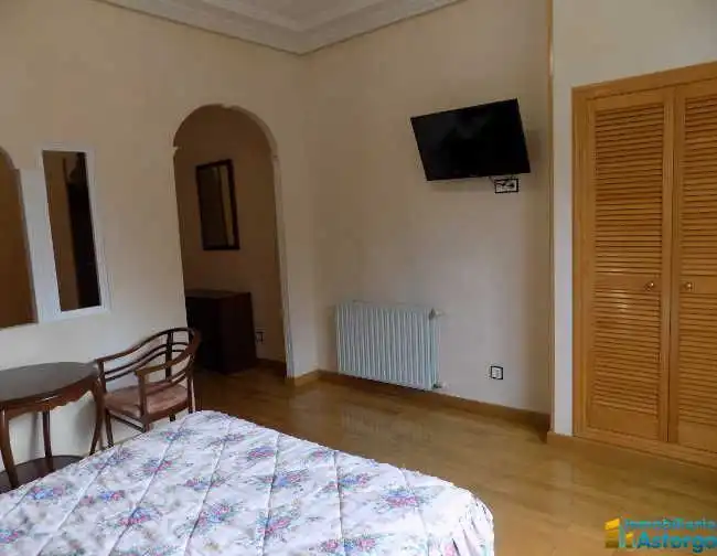 Habitación de Edificio en venta en Brazuelo