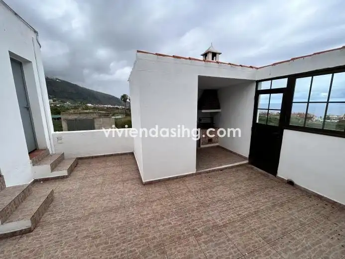 Vista exterior de Casa o chalet de alquiler en Los Realejos con Terraza, Amueblado y Se aceptan mascotas