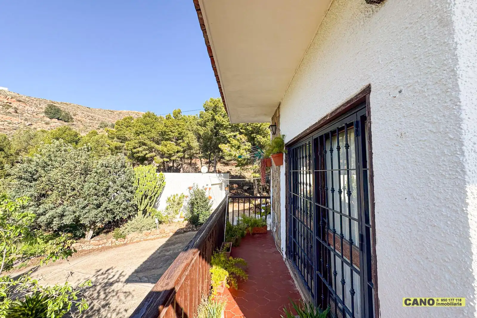 Vista exterior de Casa o xalet en venda en Felix amb Aire condicionat, Calefacció i Terrassa