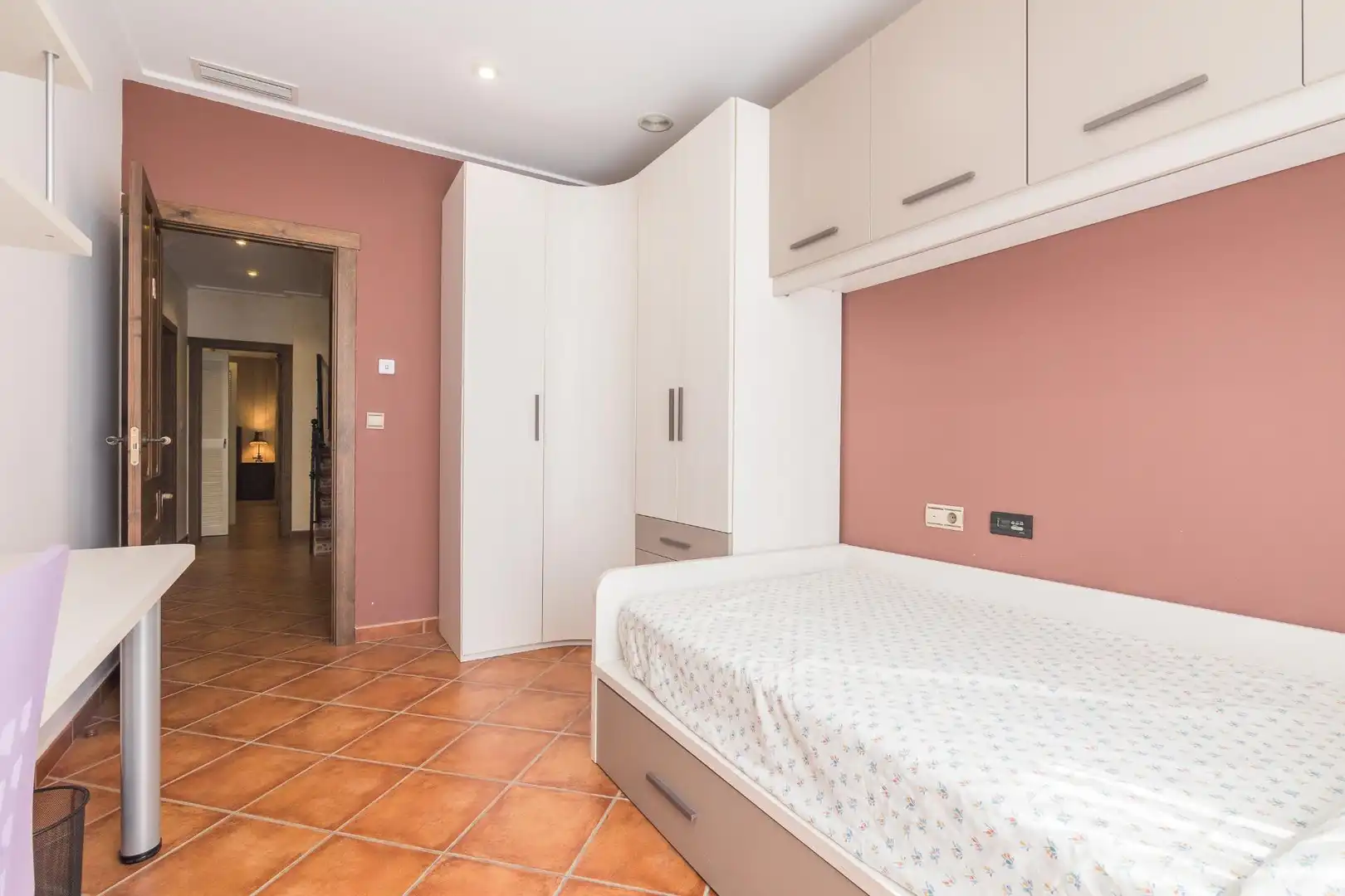 Maisonette zum Verkauf in CALDERON DE LA BARCA, 52, Pont Nou - Corazón de Jesús