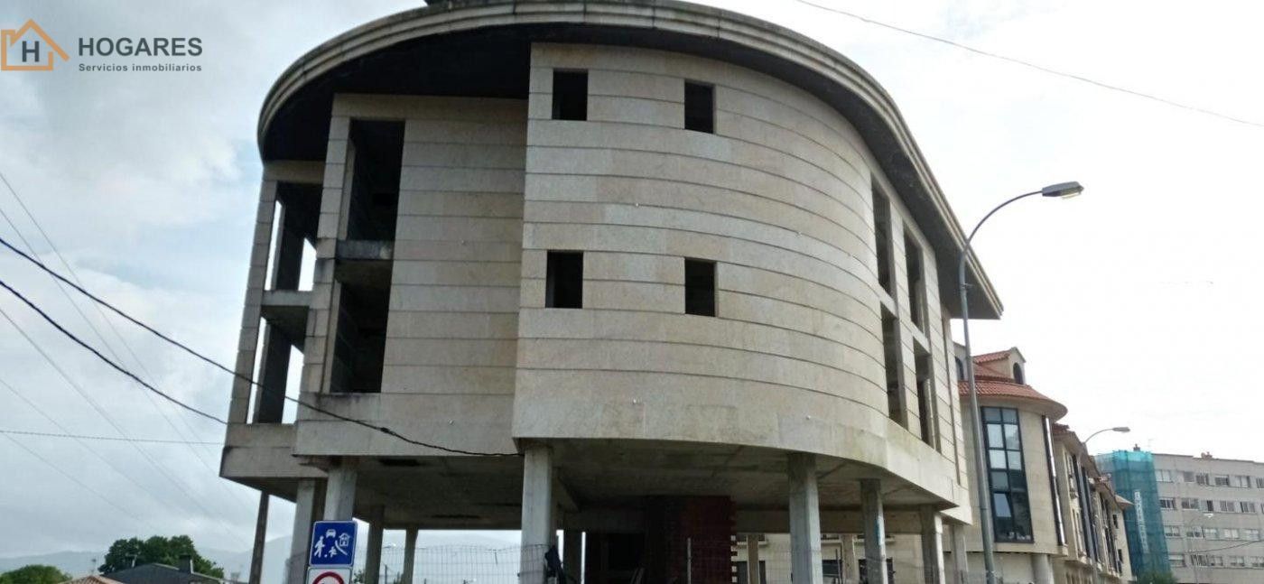 Building for sale in Calle dos PAZOS, Nigrán centro