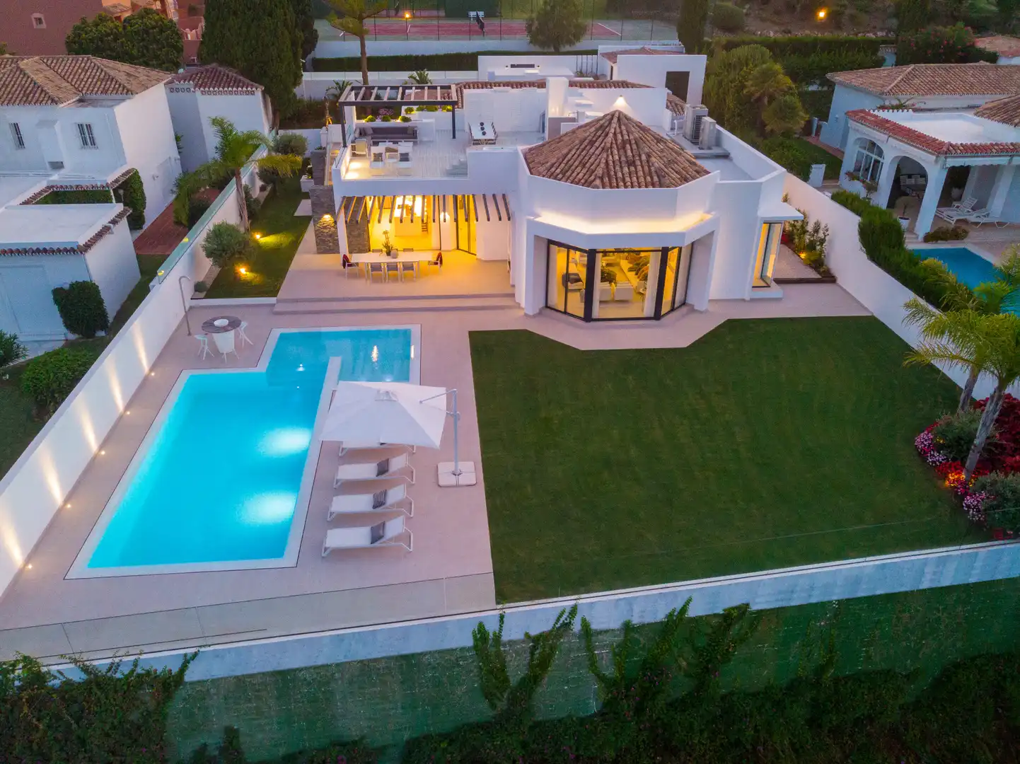 House with pool for sale in Marbella Centro, imagen 2
