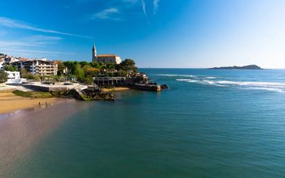 Exterior view of Apartment for sale in Mundaka  with Air Conditioner and Heating