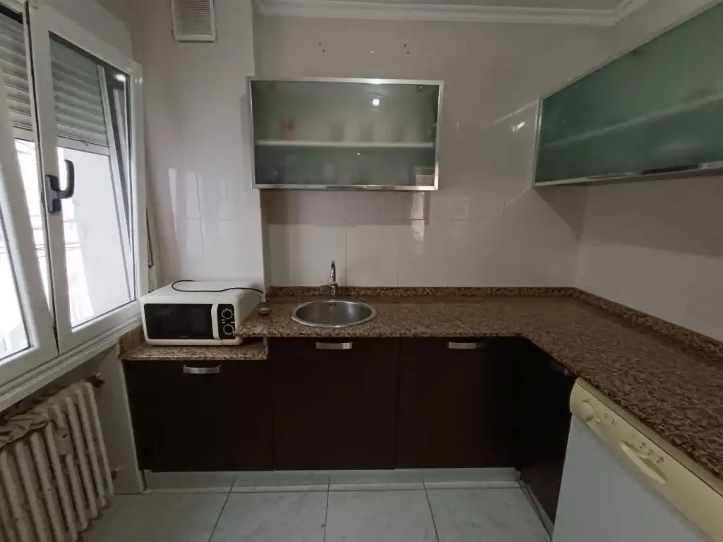 Piso en venta en Calle Llano Ponte, Versalles