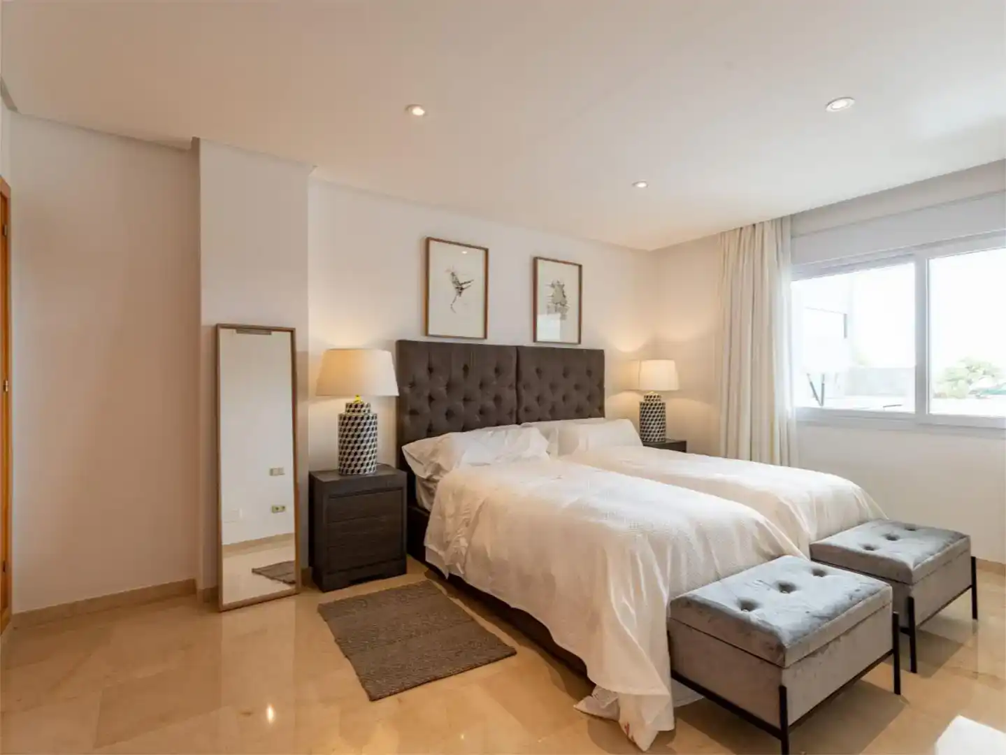 Bedroom of Flat for rent in Marbella  with Air Conditioner, Swimming Pool and Balcony