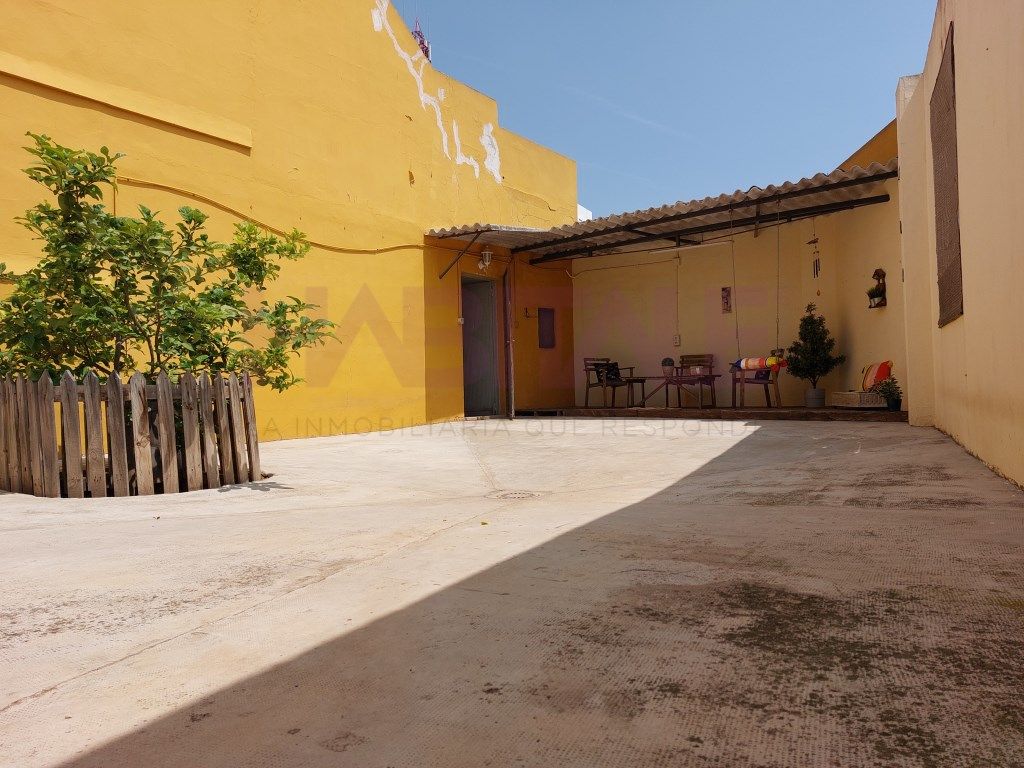 Exterior view of House or chalet for sale in Benifaió