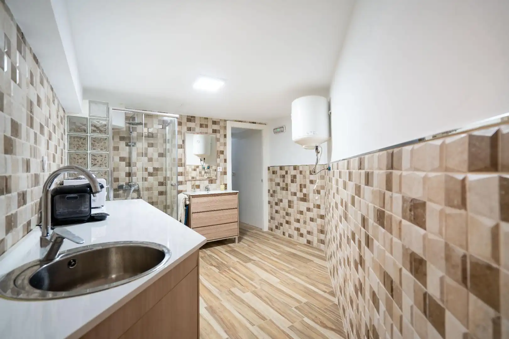 Business premises for sale in Calle Calle Reyes Católicos 12, imagen 21