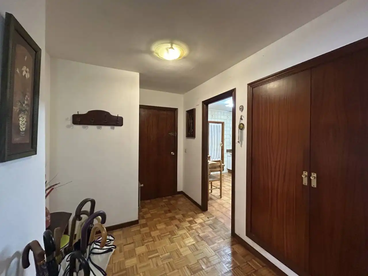 Wohnung zum Verkauf in Oviedo  mit Heizung, Parkett und Abstellraum