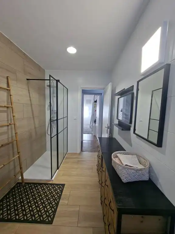 Bathroom of Flat for sale in Salvatierra / Agurain  with Heating, Storage room and Furnished