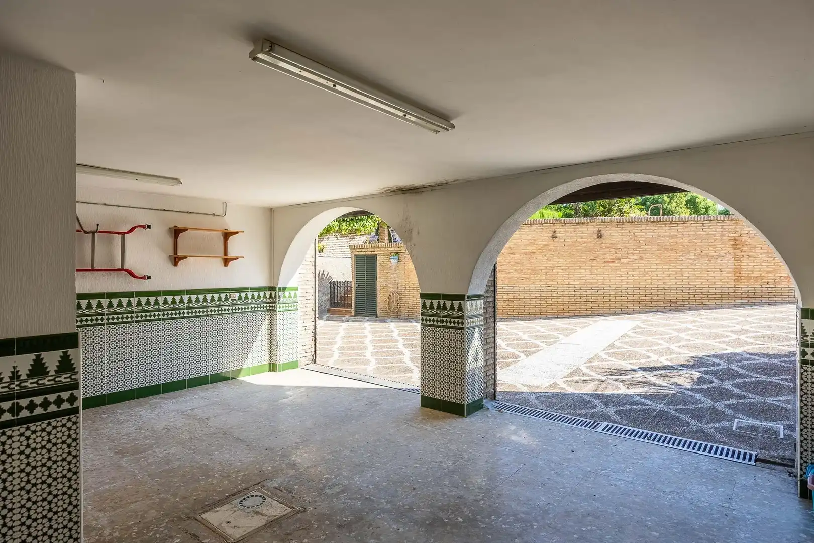 Casa o chalet en venta en Gelves con Jardín privado y Piscina comunitaria