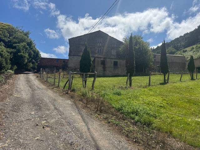 Finca rústica en Venta en N-640 en Vegadeo