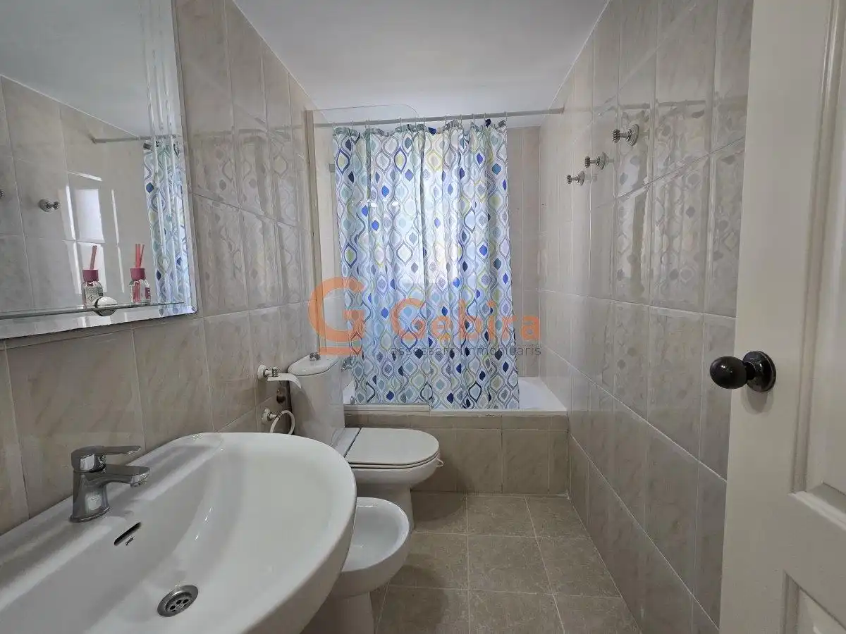 Bathroom of Flat for sale in Cunit  with Terrace and Community pool