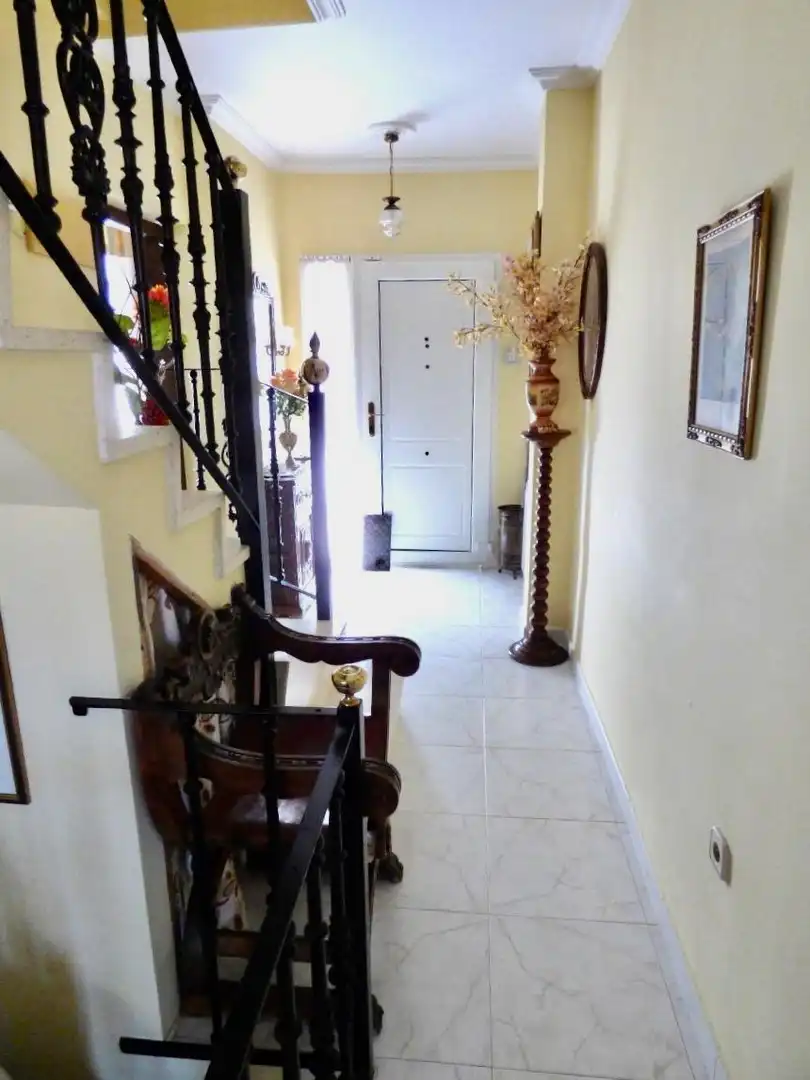 Casa aparellada amb piscina en venda a Rincón de Loix, imagen 11