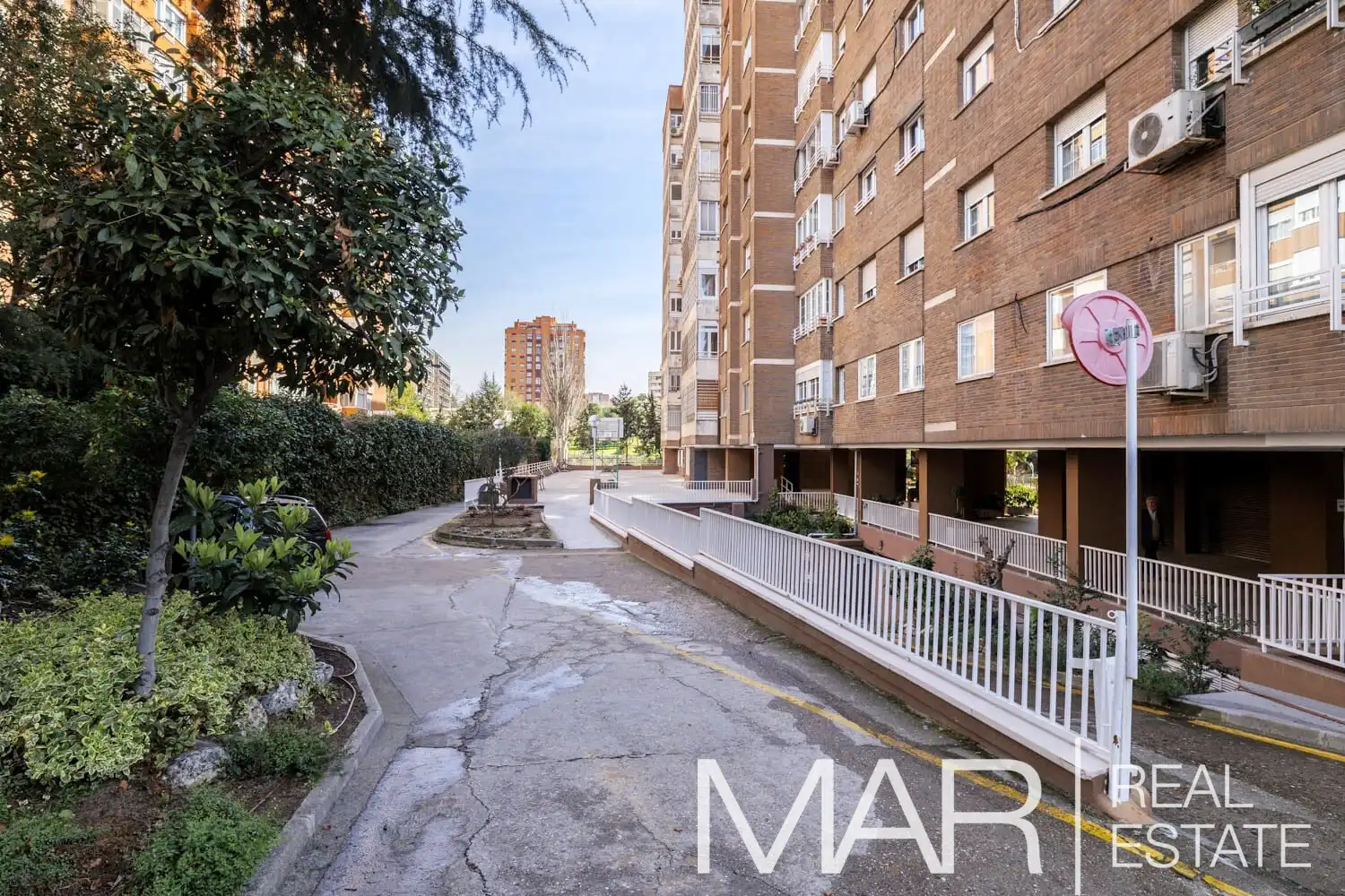 Vista exterior de Piso en venta en Madrid con Aire acondicionado, Calefacción y Trastero