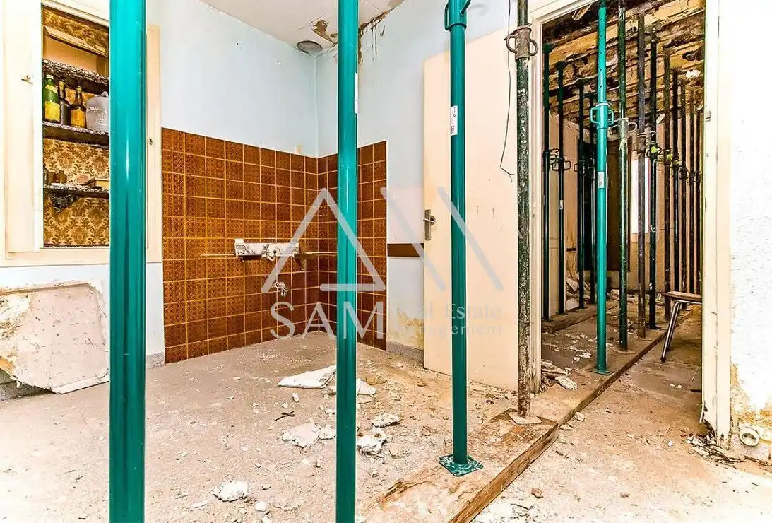 Bany de Edifici en venda en Berga