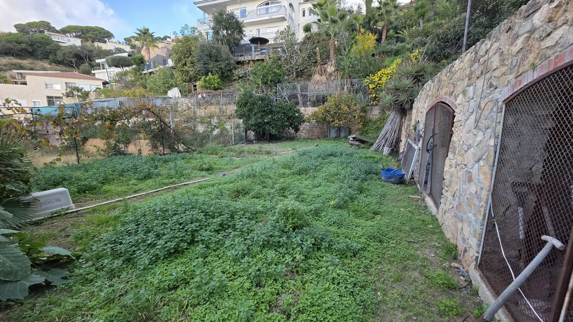 Haus oder Chalet zum Verkauf in Lloret de Mar mit Heizung und Privatgarten