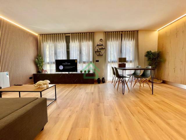 Edificio en Venta en Avinguda del Cresp en Arans - La Cortinada