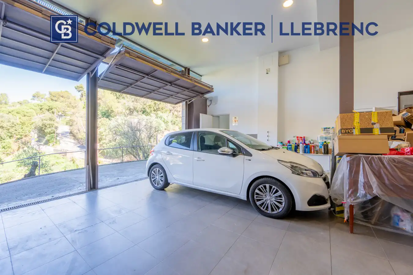 Parking de Casa o chalet en venta en Barcelona con Calefacción, Jardín privado y Parquet