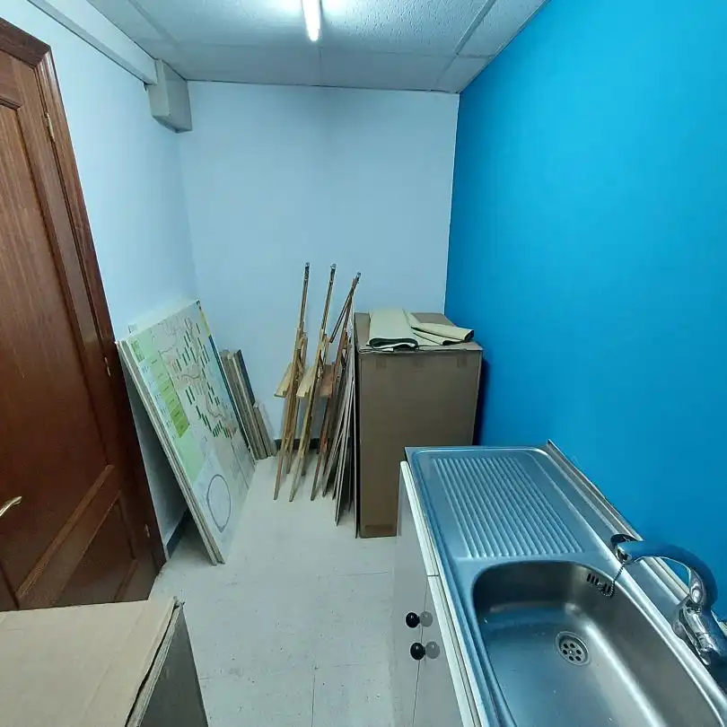 Büro zum Verkauf in Abadiño  mit Heizung und Möbliert