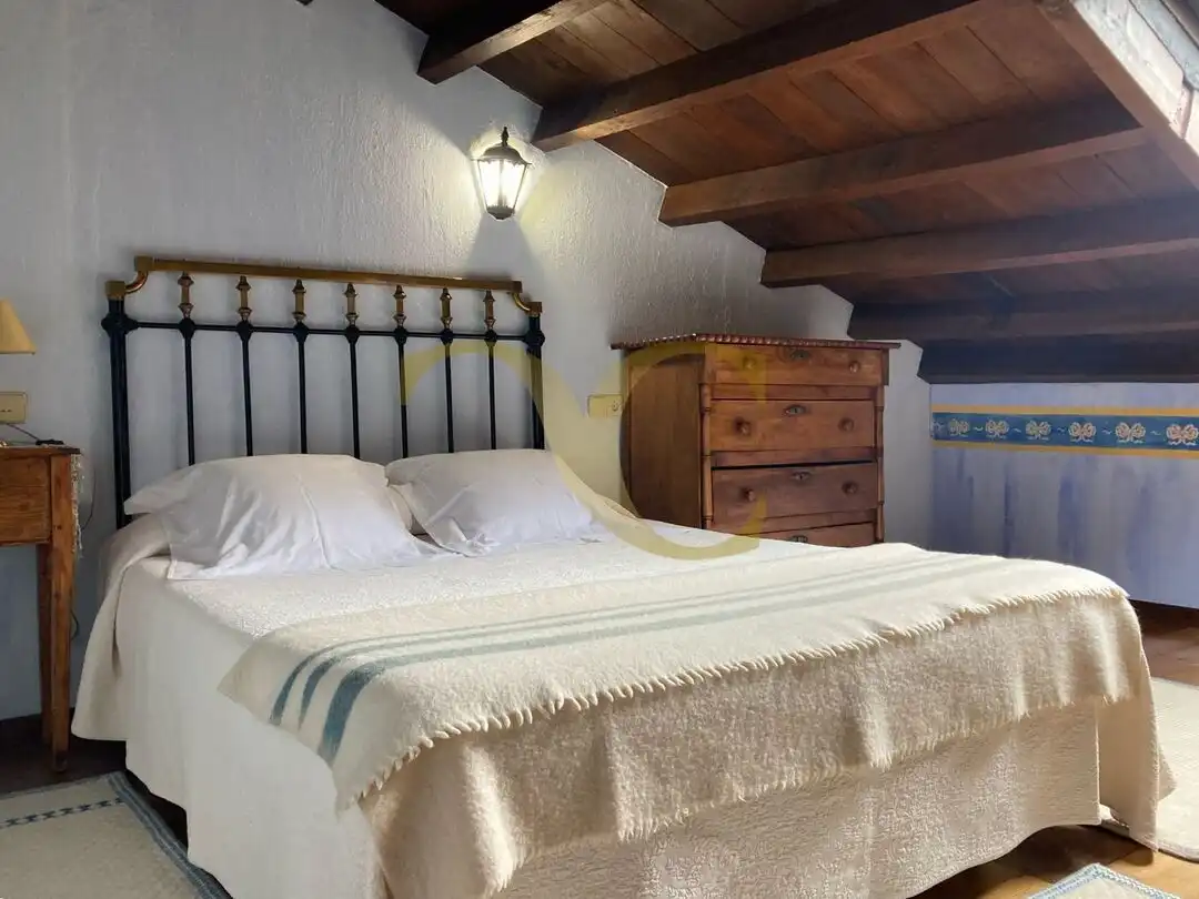 Bedroom of Houses for sale in Peñamellera Baja