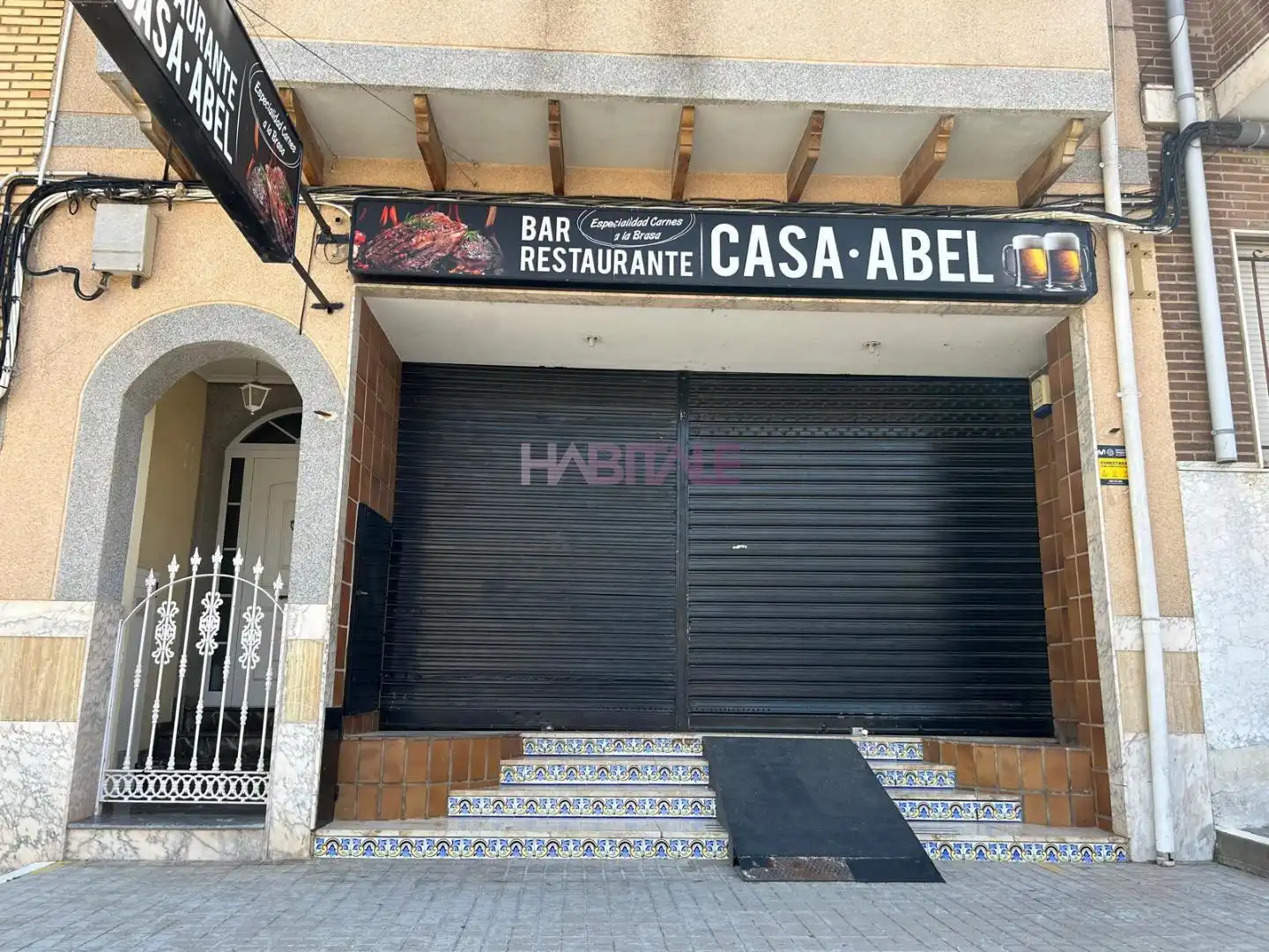 Local comercial en venda a Montserrat