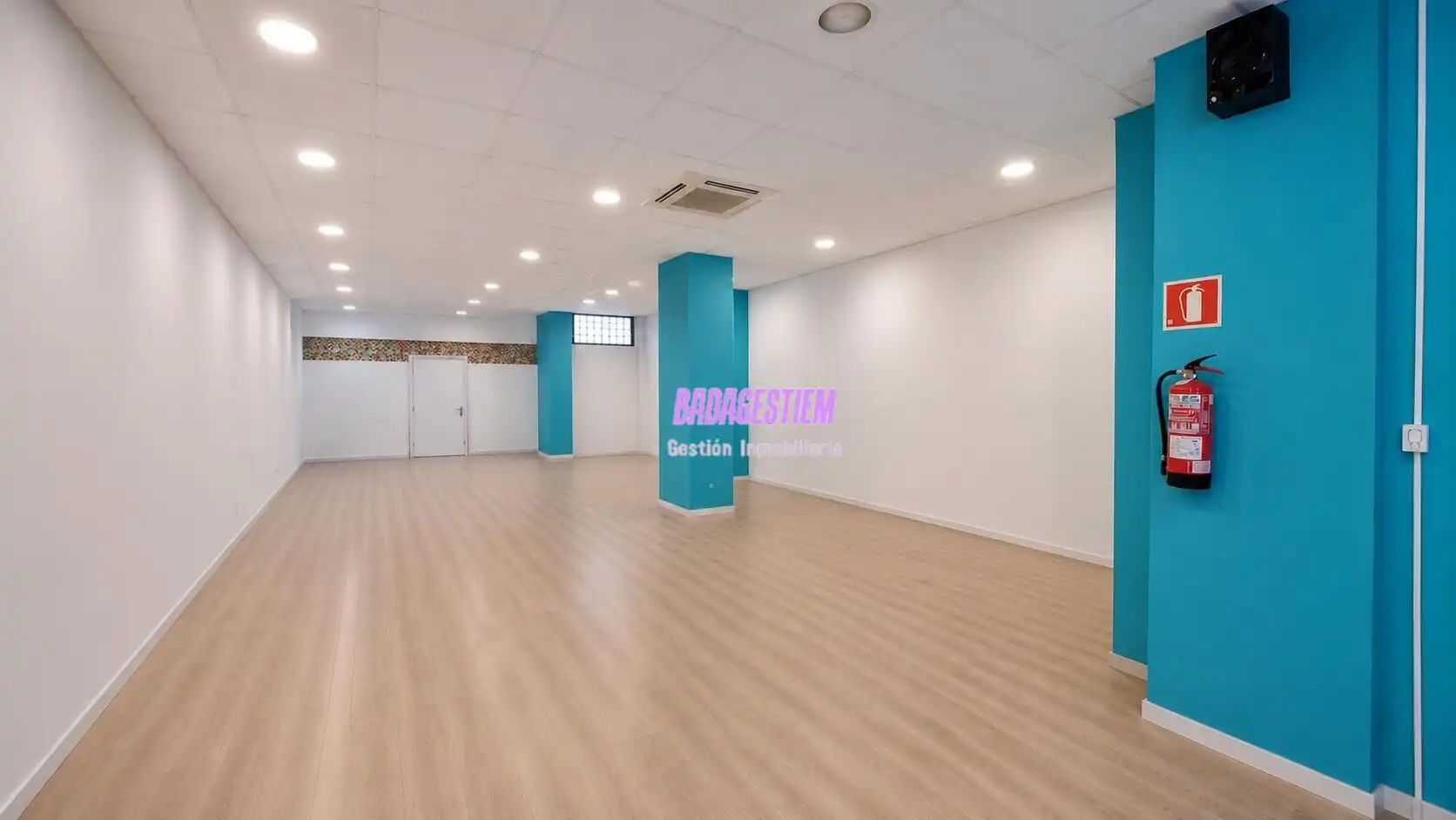 Business premises for sale in Gorg - Progrés
