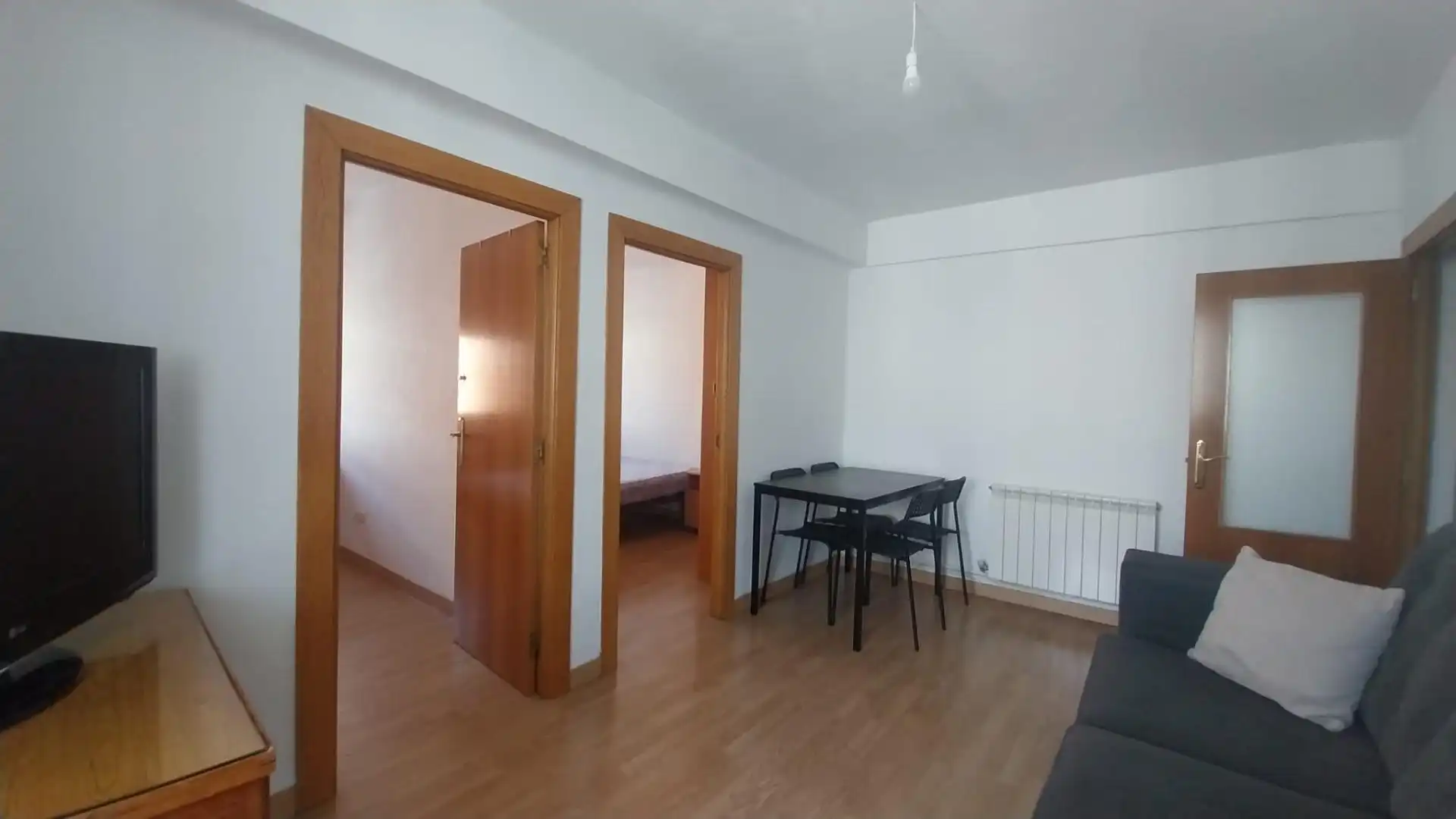 Sala d'estar de Pis en venda en Valladolid amb Calefacció i Moblat