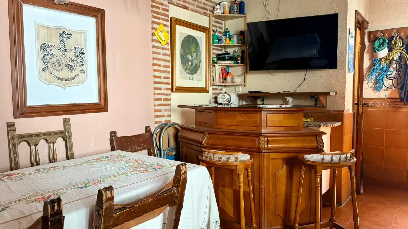 Menjador de Casa o xalet en venda en Zarzuela del Pinar amb Calefacció i Moblat