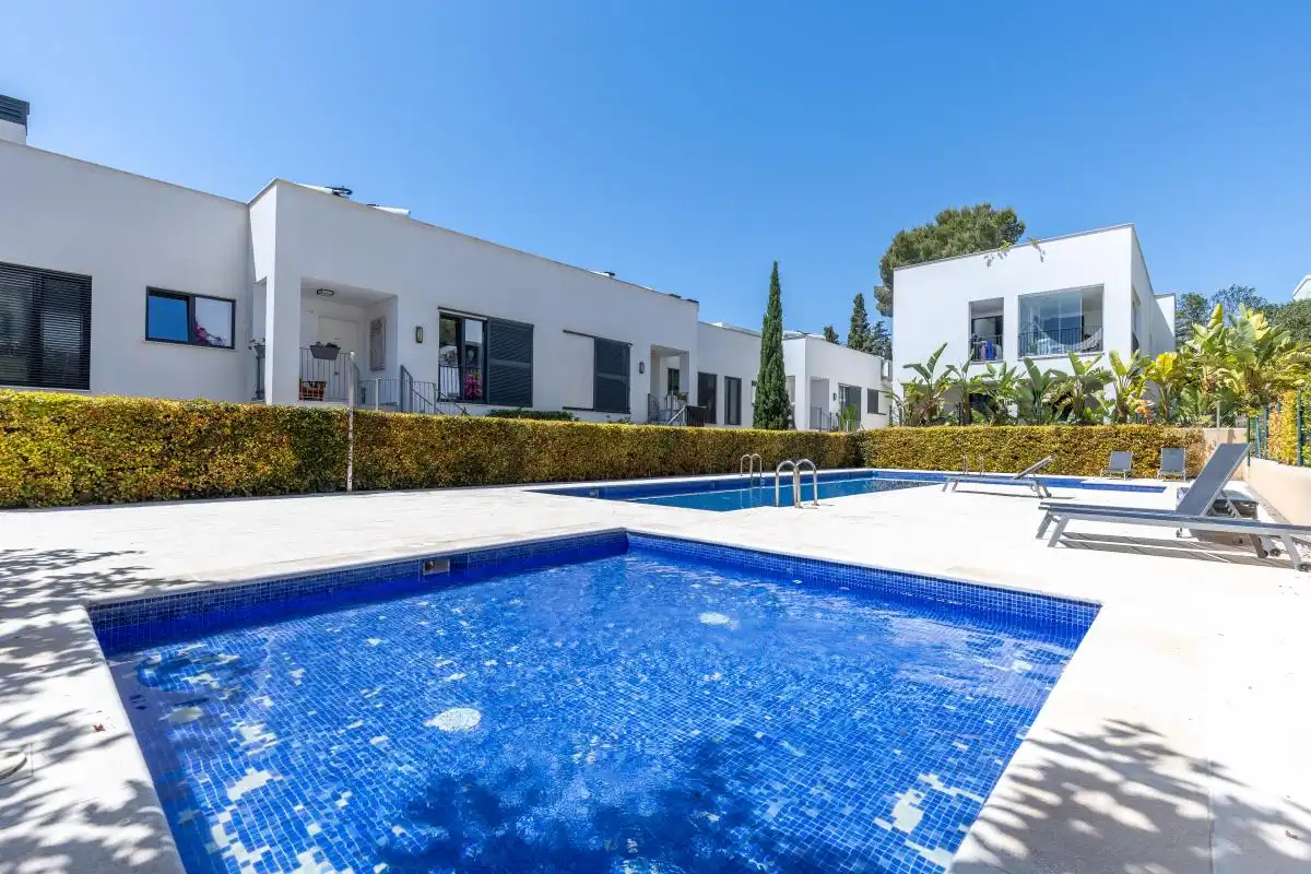 Piscina de Planta baixa en venda en Santa Eulària des Riu amb Aire condicionat, Calefacció i Piscina