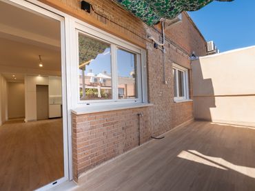 Ático con ascensor en venta en Calle Lanuza