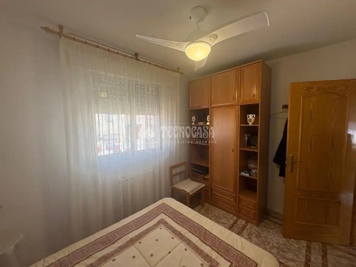Habitación de Casa adosada en venta en Calera y Chozas con Aire acondicionado, Calefacción y Terraza