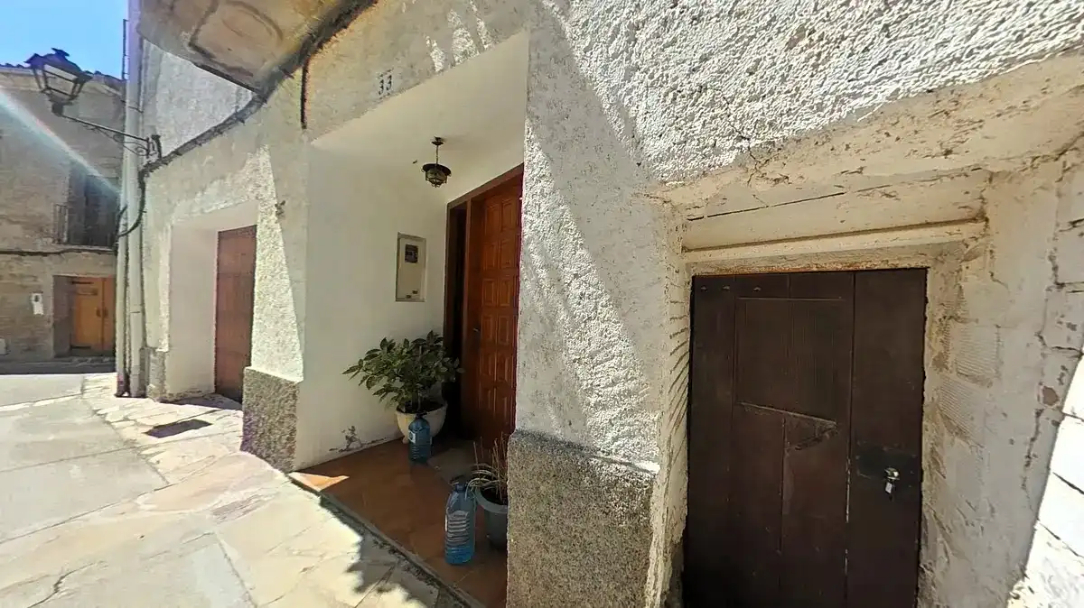 Vista exterior de Casa o xalet en venda en Cubells amb Terrassa, Traster i Balcó