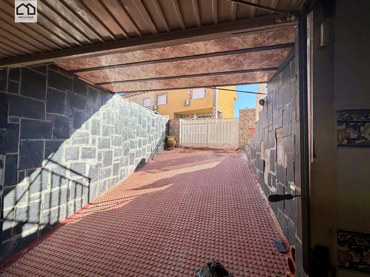 Houses for sale in Numancia de la Sagra  with Air Conditioner, Heating and Terrace