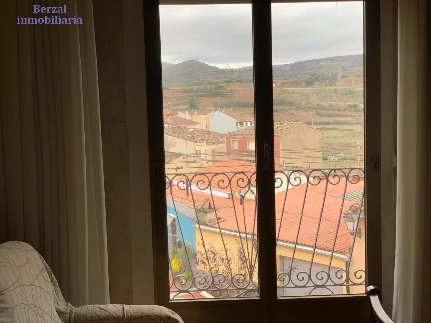 Dormitori de Finca rústica en venda en Entrena amb Calefacció, Traster i Balcó