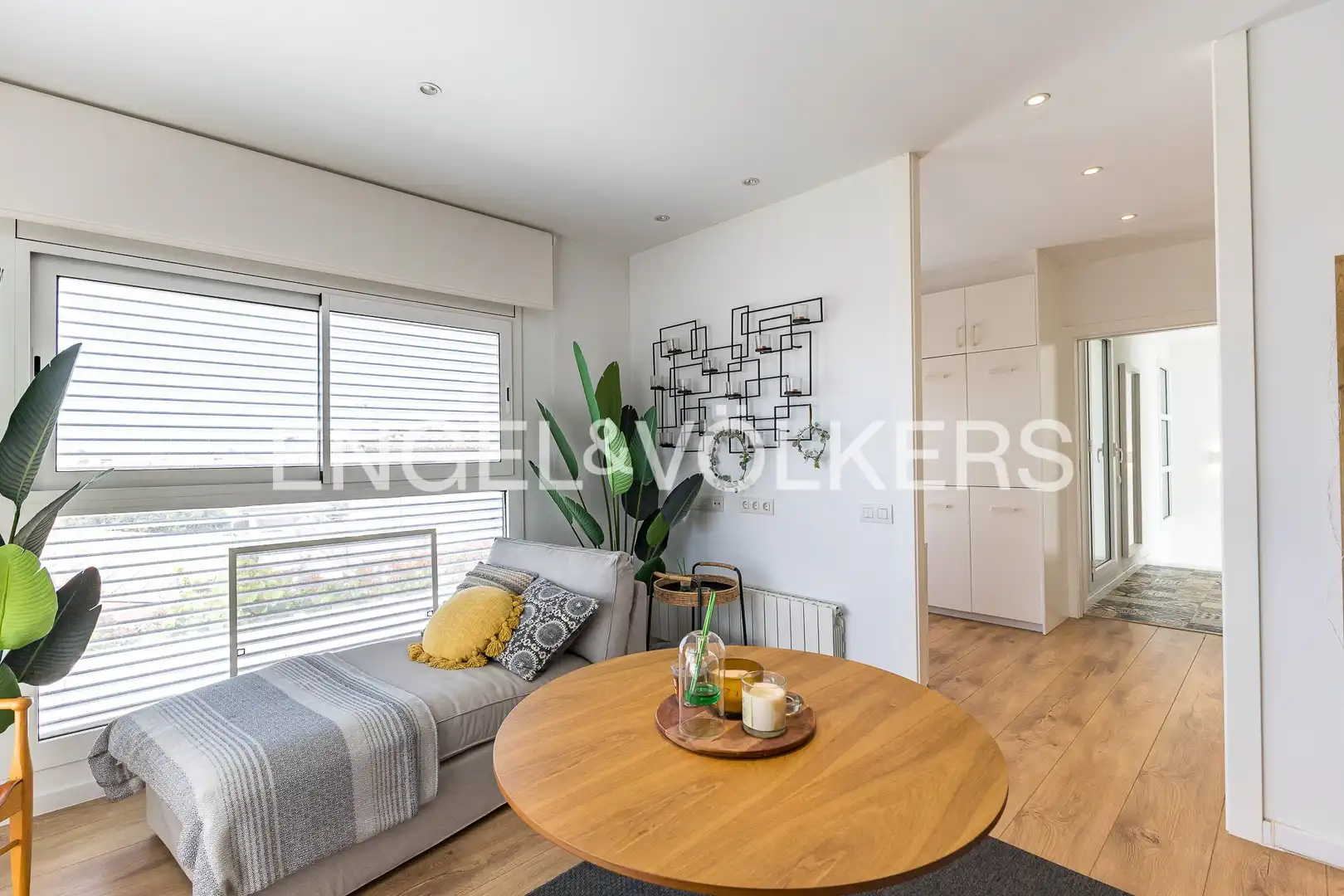 Vista exterior de Casa o chalet en venta en Vilanova i la Geltrú con Aire acondicionado, Calefacción y Jardín privado