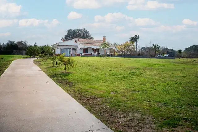 Vista exterior de Finca rústica en venta en La Riera de Gaià con Aire acondicionado, Calefacción y Jardín privado