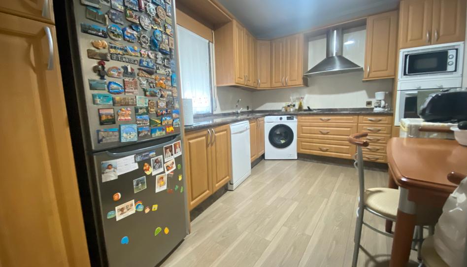 Photo 1 of Flat for sale in Callejón de Podadores, 20, Centro Ciudad, Cáceres