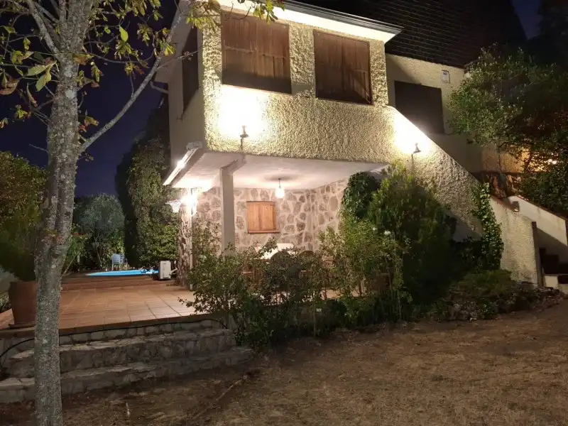 Exterior view of Houses for sale in Miraflores de la Sierra  with Air Conditioner, Heating and Terrace