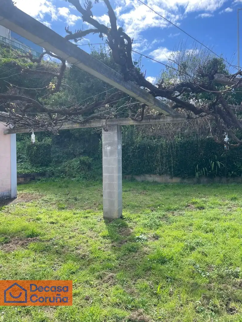 Casa o chalet en venta en A Laracha   con Jardín privado y Terraza